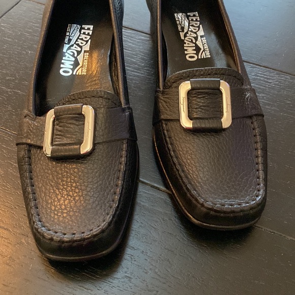 Salvatore Ferragamo Womens Loafers. Black with Silver Tone Logo Detail. 8.5 - Picture 6 of 10